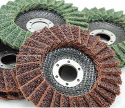 Non-woven flap disc